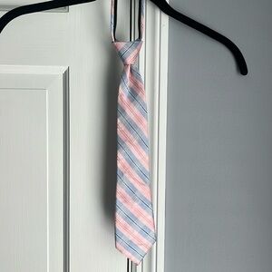 Nautica boy’s tie that zips